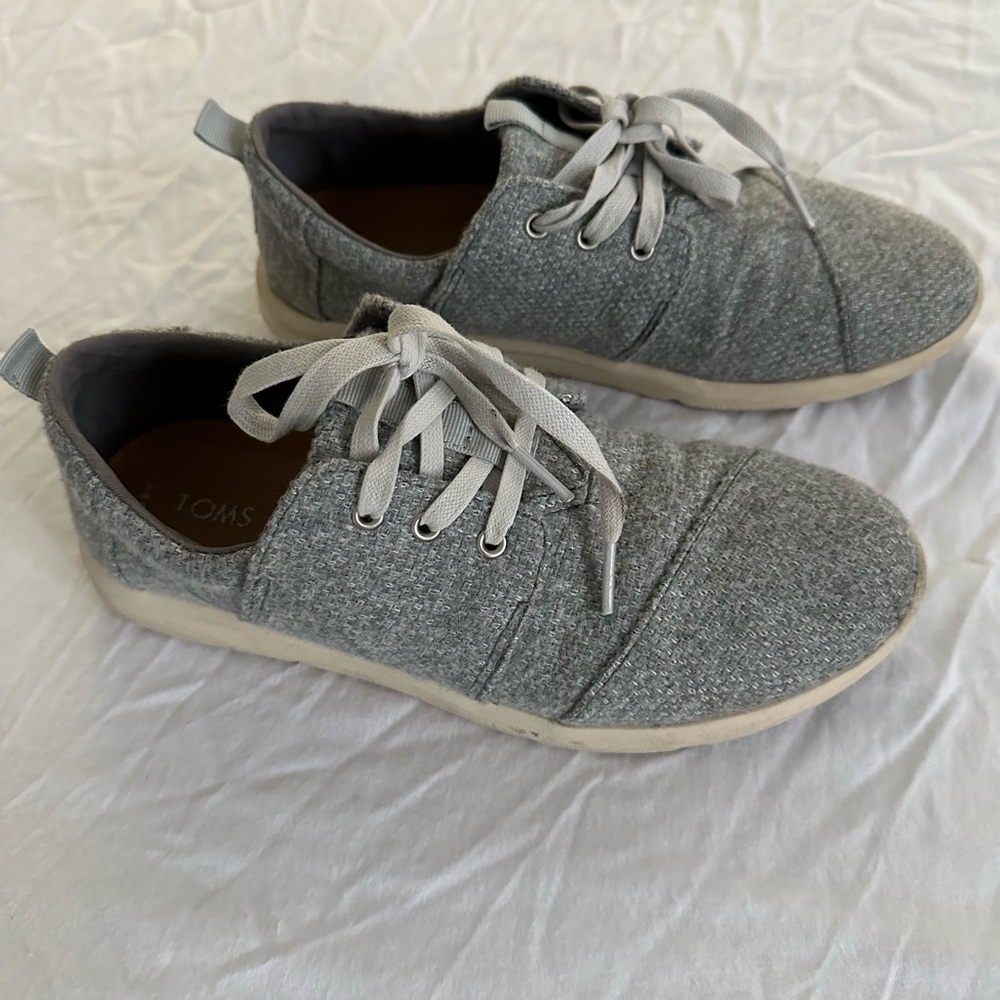 Grey Toms lace up sneakers